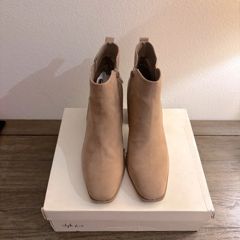 NIB [Style & Co.] Aloraa Square Toe Side Zip Ankle Suede Ankle Boots Women’s 9.5 - Picture 4 of 11